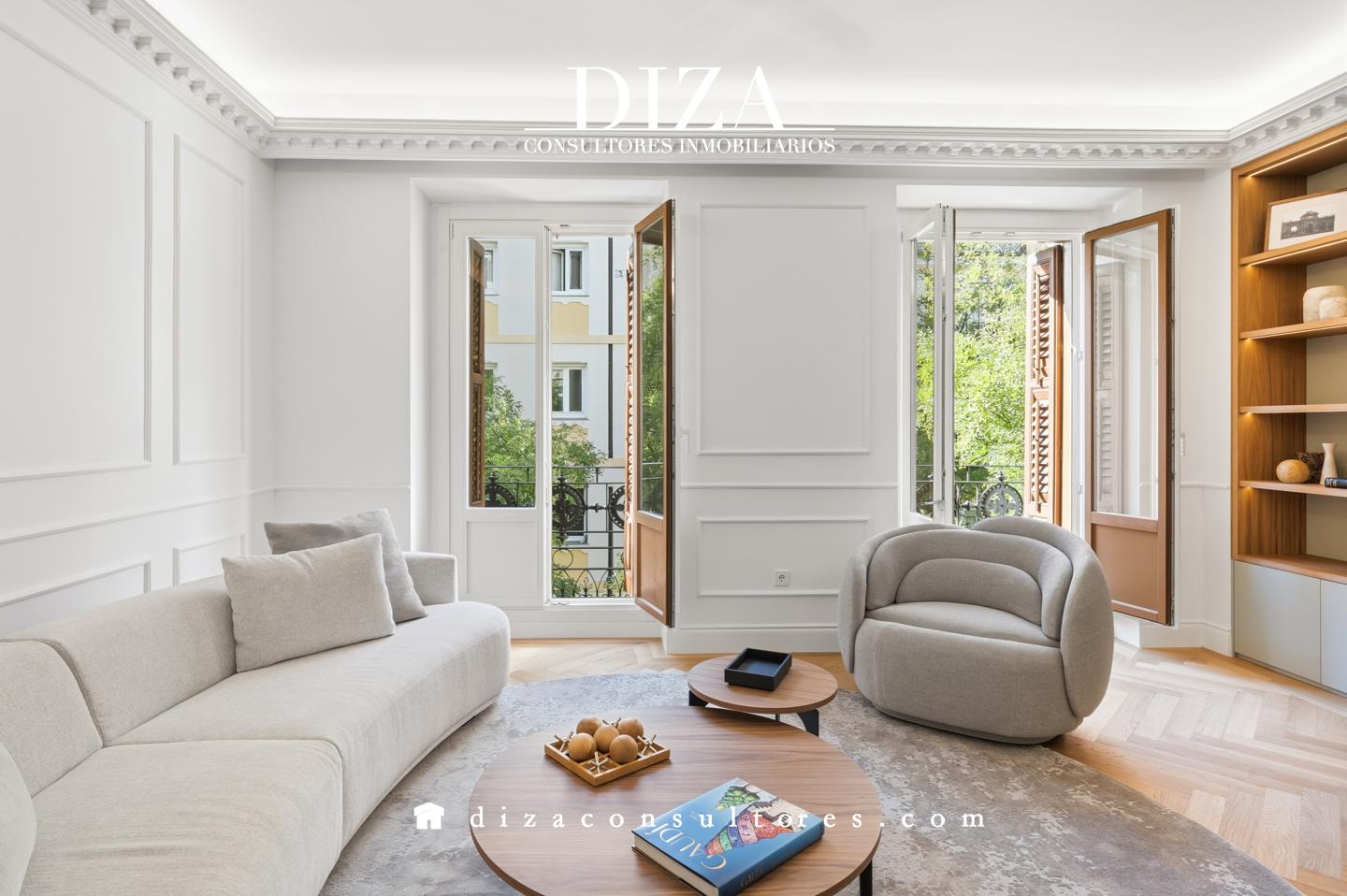 Classic 3-bed apartment in Retiro